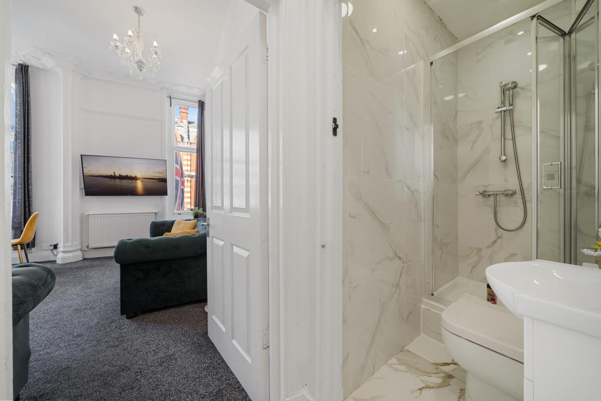 Spacious 3-Bedroom Residence In Exclusive Mayfair 7Gc Londyn Zewnętrze zdjęcie